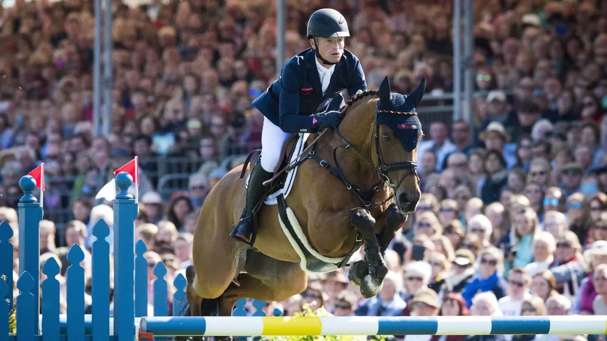 Michael Jungs früherer Superstar, das 2018 aus dem Sport genommene Olympiasiegerpferd Sam, ist am Montag gestorben.