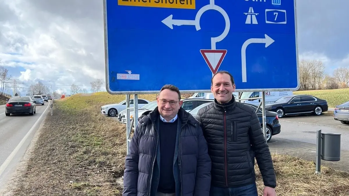 Fotoaufnahme zum A7-Ausbau zwischen Hittistetten und Illertissen, v.l.n.r.: PSts Ulrich Lange MdB, Alexander Engelhard MdB
