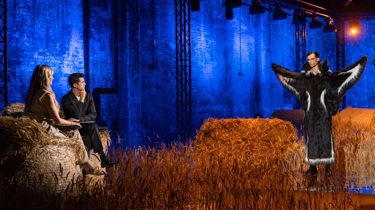 Als Gastjuror fungiert in Folge 3 Supermodel Sean O'Pry.