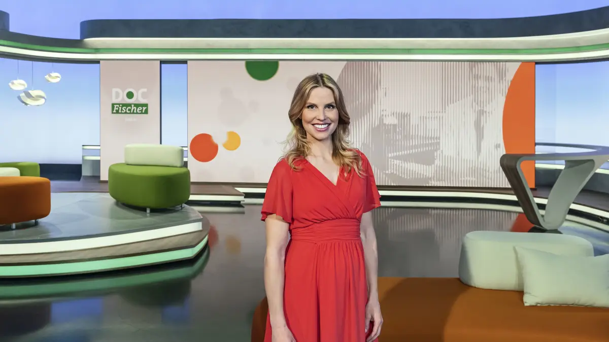Moderatorin Julia Fischer.