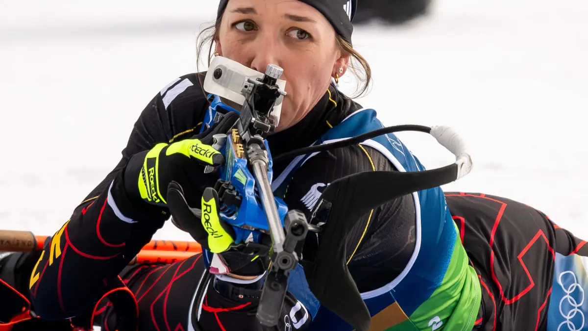 776396066: Germany's Franziska Preuss competes in the women's biathlon 4x6km relay event during the Milano Cortina 2026 Winter Olympic Games at the Anterselva Biathlon Arena (Sudtirol Arena) in Anterselva (Val Pusteria) on February 18, 2026. (Photo by FRANCOIS-XAVIER MARIT / AFP)