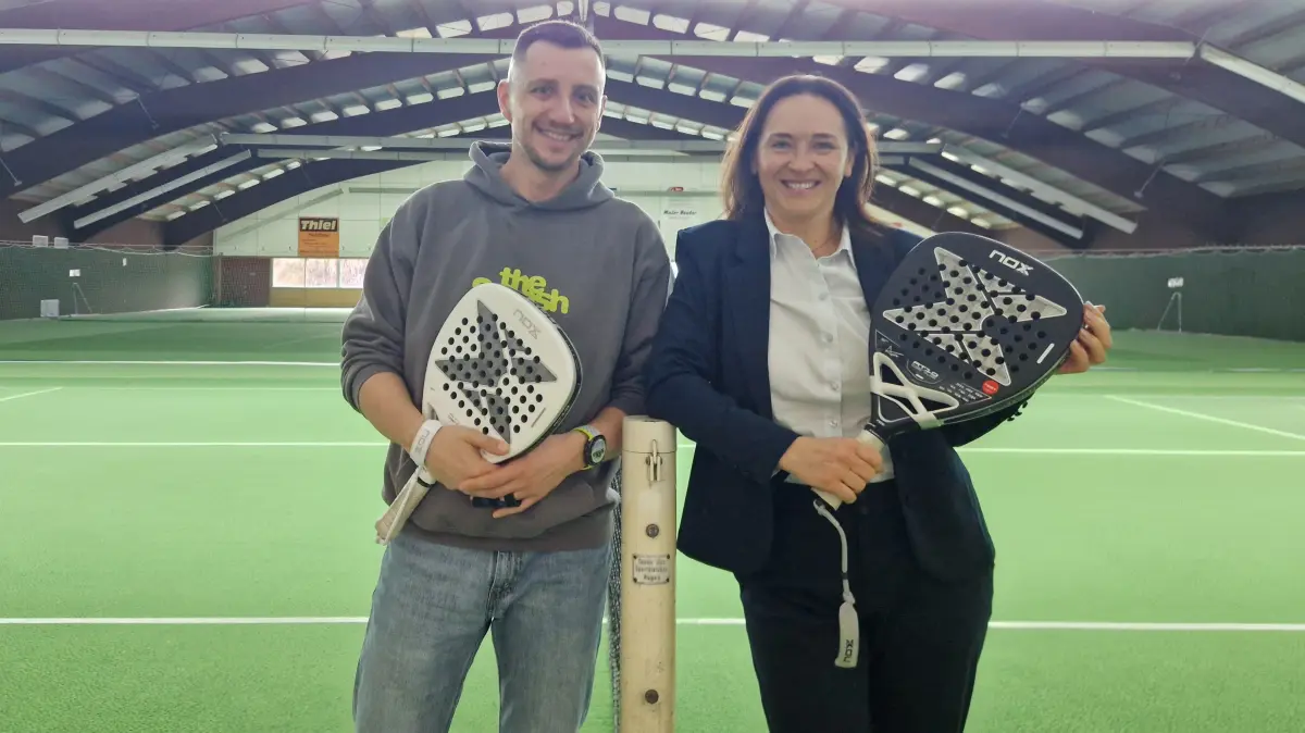 Der Sport bleibt, das Racket wird kleiner: Köninger und Krawczyk freuen sich auf den Startschuss für Horbs neues Padel-Zentrum.
