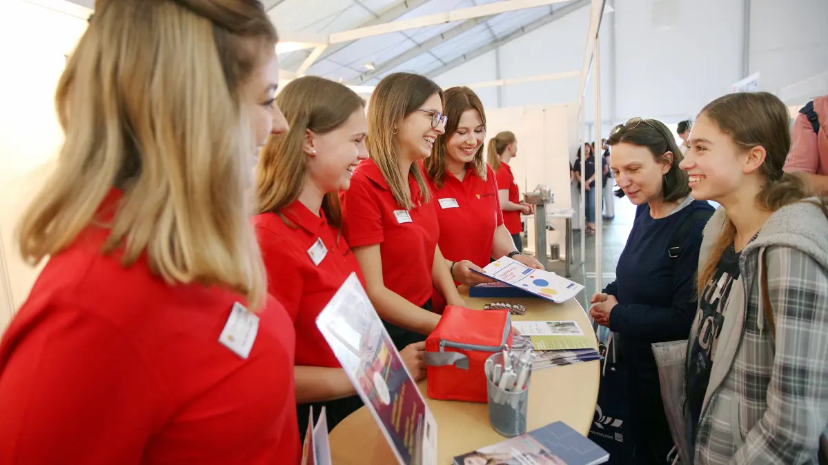Jobbörse 2022 der VR-Bank Heilbronn-Schwäbisch Hall, Schwäbisch Hall Steinbach, Aufnahme am 14.5.2022, Fotos von Ufuk Arslan