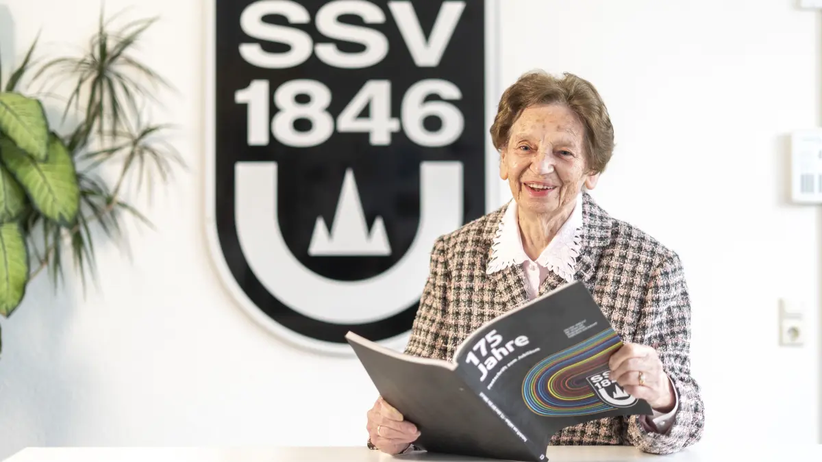 SSV-Ulm 1846 Jubilarin Fridl Schrade, die seit 80 Jahren im Verein aktiv ist