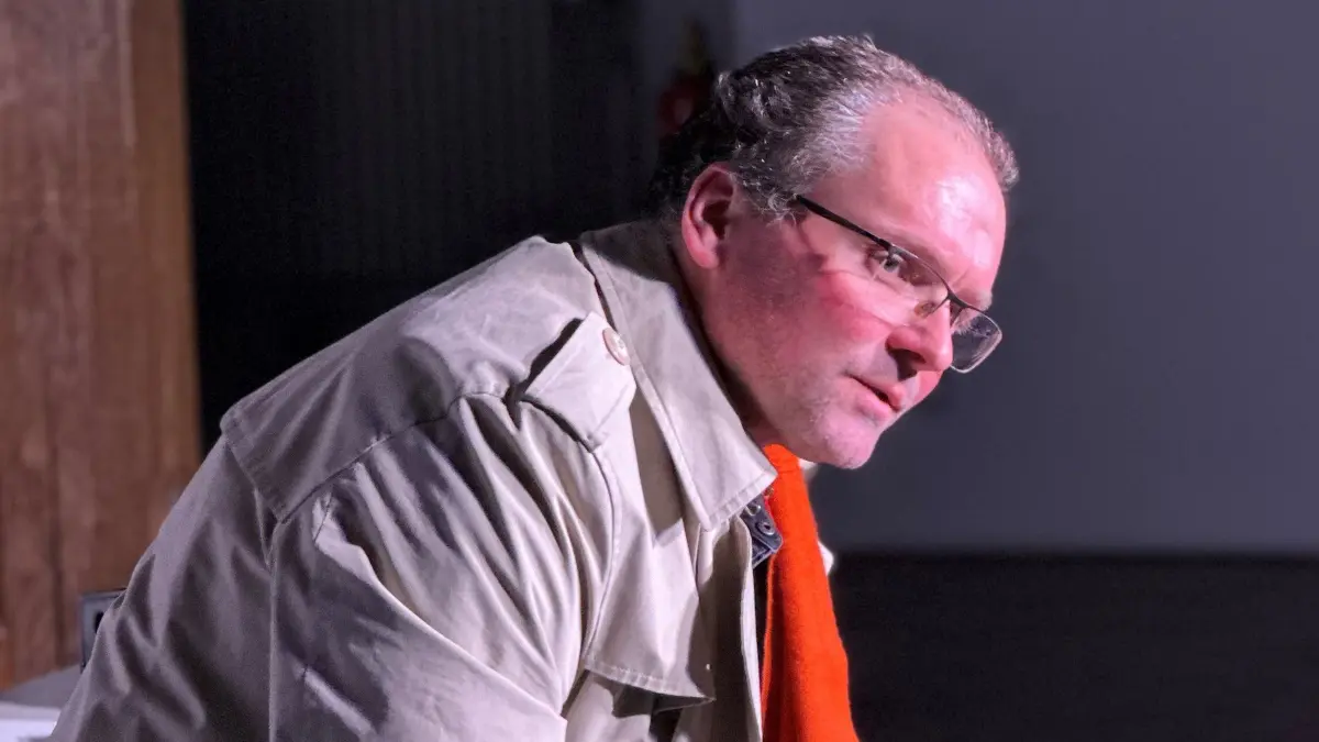 Schukrafts Wundertüte, Premiere von "Drei Sonnen sah ich" von Wolfgang Schukraft, Schauspieler Andreas Laufer