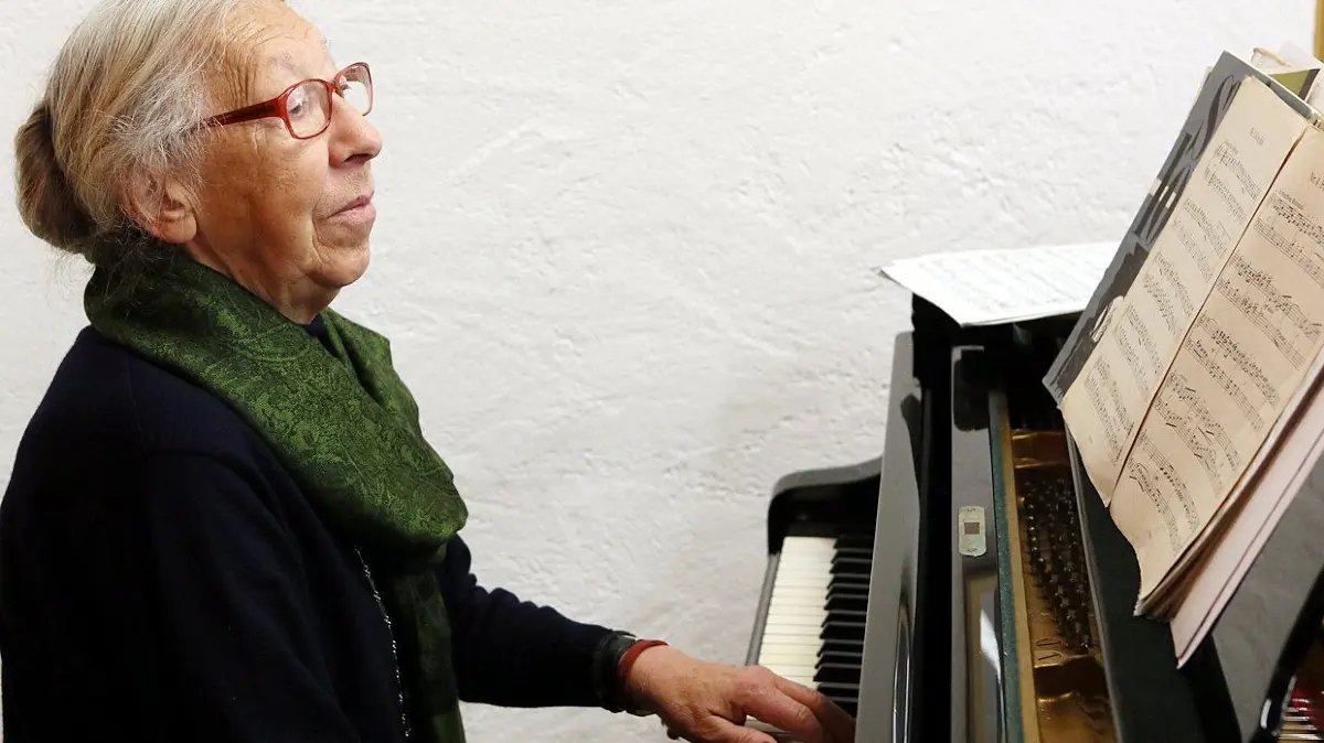 Elisabeth Steimle: Vorsicht: Dieses Foto ist möglicherweise nur für den einstigen Verlag Schwäbisches Tagblatt verwendbar. Vesperkirche Horb im Steinhaus 22.1.2016.Bild: Kuball