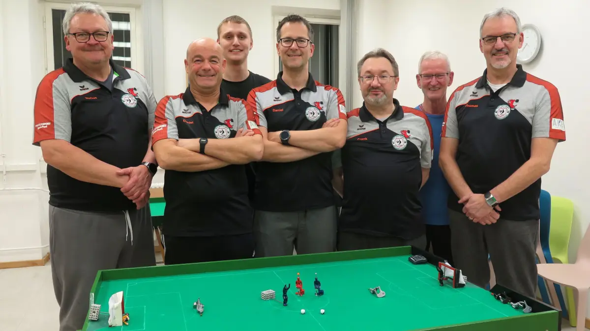 Die Tipp-Kick-Community in Balingen ist eine eingeschworene Gemeinschaft. Alle betreiben das Spiel mit Leidenschaft.