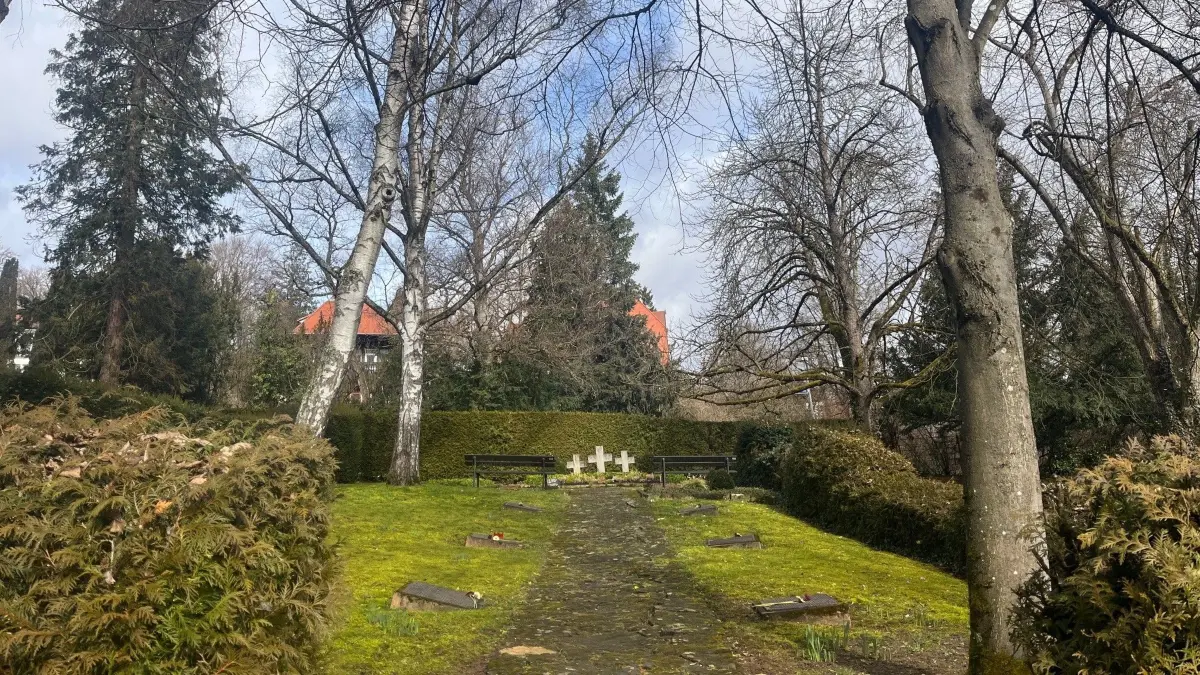Das Gräberfeld X auf dem Stadtfriedhof