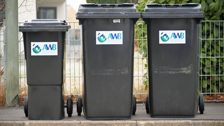 Nach Auslieferungsproblemen sollen bald alle neuen Abfalltonnen da sein