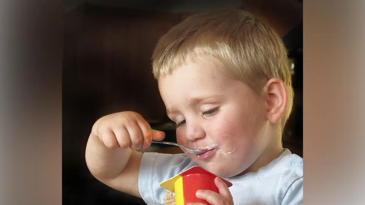 Wie viel Zucker steckt in Joghurt- und Quarkzubereitungen für Kinder?