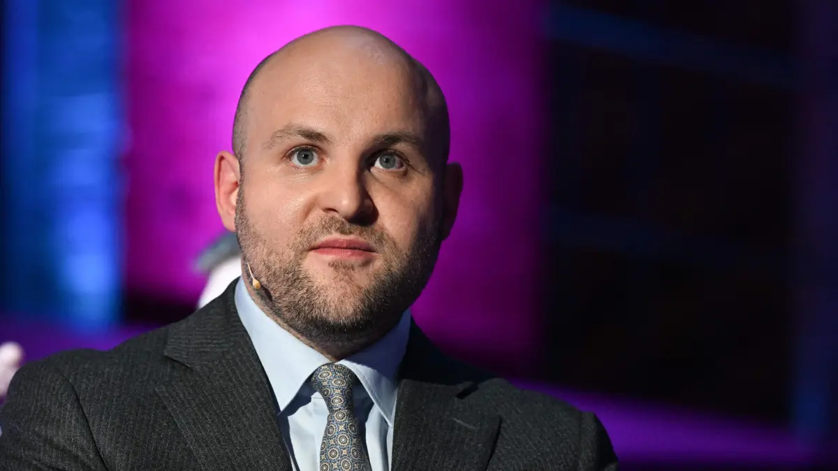 Markus Frohnmaier, the top candidate of the far-right party Alternative for Germany (AFD) for the upcoming state elections in Baden-Wuerttemberg, looks on prior to the start of a live tv-debate in Stuttgart, southern Germany, on February 24, 2026. State elections are set to take place on March 8, 2026 in Baden-Wuerttemberg. (Photo by THOMAS KIENZLE / AFP)