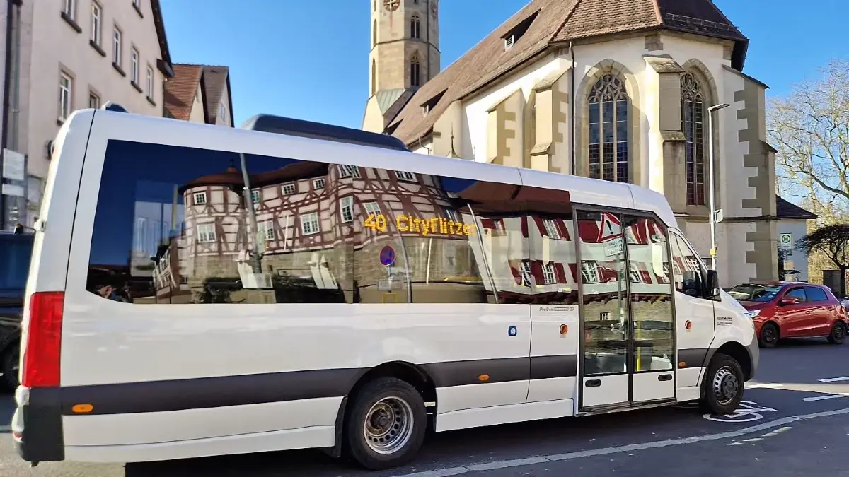 City-Flitzer (Linie 40) bedient die Gaildorfer Kernstadt. Hier: Am Alten Schloss
