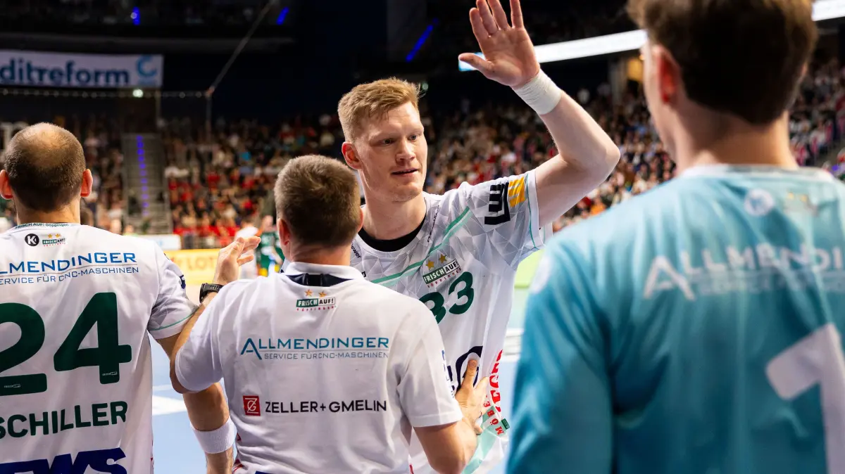 GER, TSV Hannover-Burgdorf vs. FRISCH AUF! Goeppingen, Handball, Bundesliga, 23. Spieltag, Spielzeit 2025/2026, 01.03.2026,: Ymir GISLASON (FRISCH AUF! Goeppingen, #33) Jubel, Freude, Leidenschaft, Erfolg, Emotion, Begeisterung, positive Emotionen
GER, TSV Hannover-Burgdorf vs. FRISCH AUF! Goeppingen, Handball, Bundesliga, 23. Spieltag, Spielzeit 2025/2026, 01.03.2026,
Foto: Eibner-Pressefoto/Oliver Schmidt