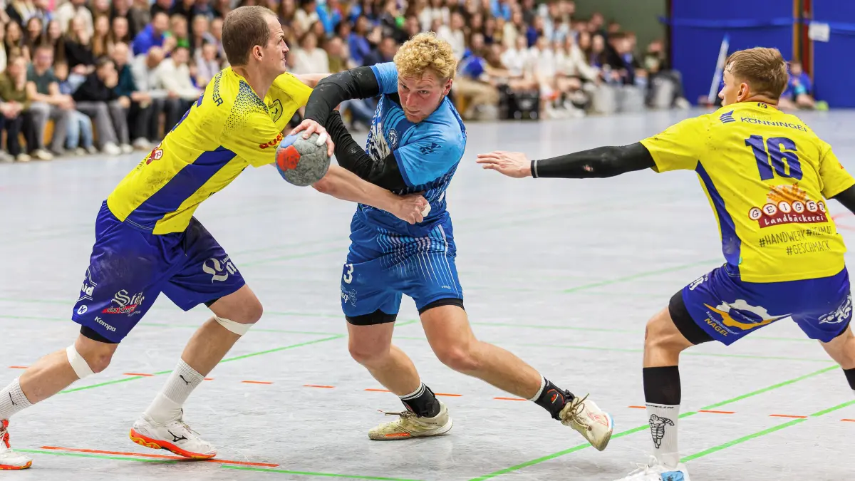 Handball Landesliga: Handball Landesliga; TV Treffelhausen - SG Lauterstein II;
Jannik Niederberger (TV Treffelhausen, #13);
28.02.2026; Alb-Sporthalle, Böhmenkirch.
Foto: Thomas Madel