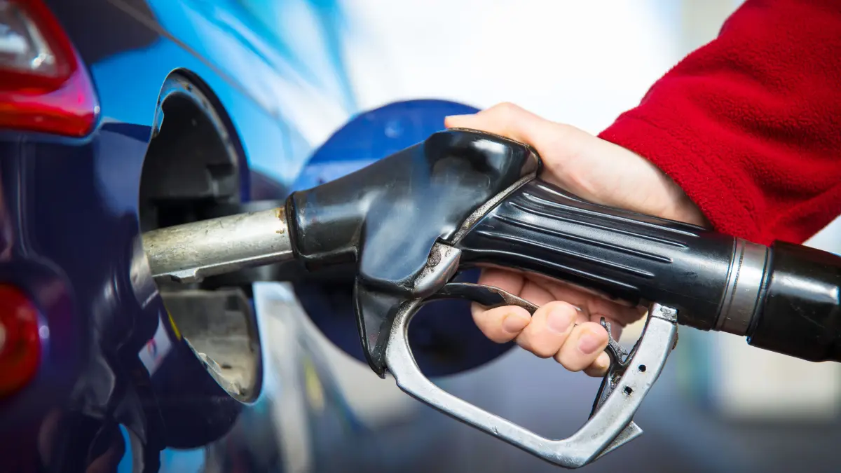Tanken an einer Tankstelle