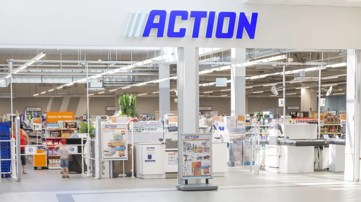 Der Discounter "Action" führt ein ganz unterschiedliches Sortiment, es umfasst Dinge des täglichen Bedarfs sowie andere Gebrauchsgegenstände.