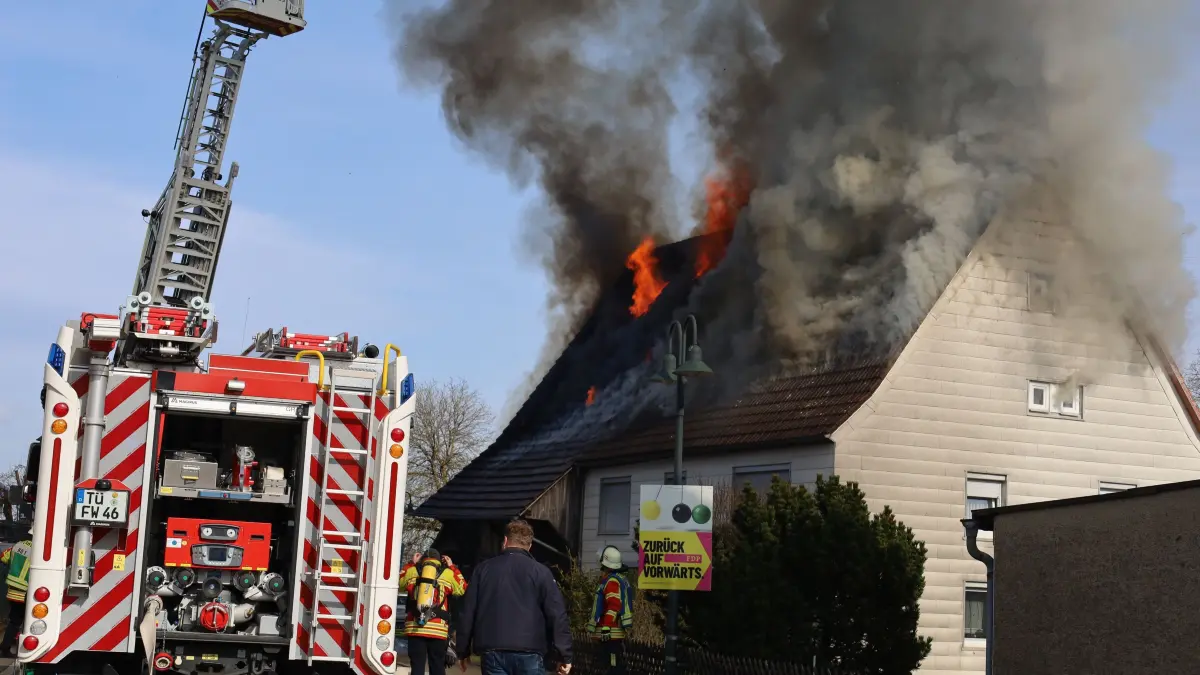 Wachendorfer Wohnhaus steht in Flammen