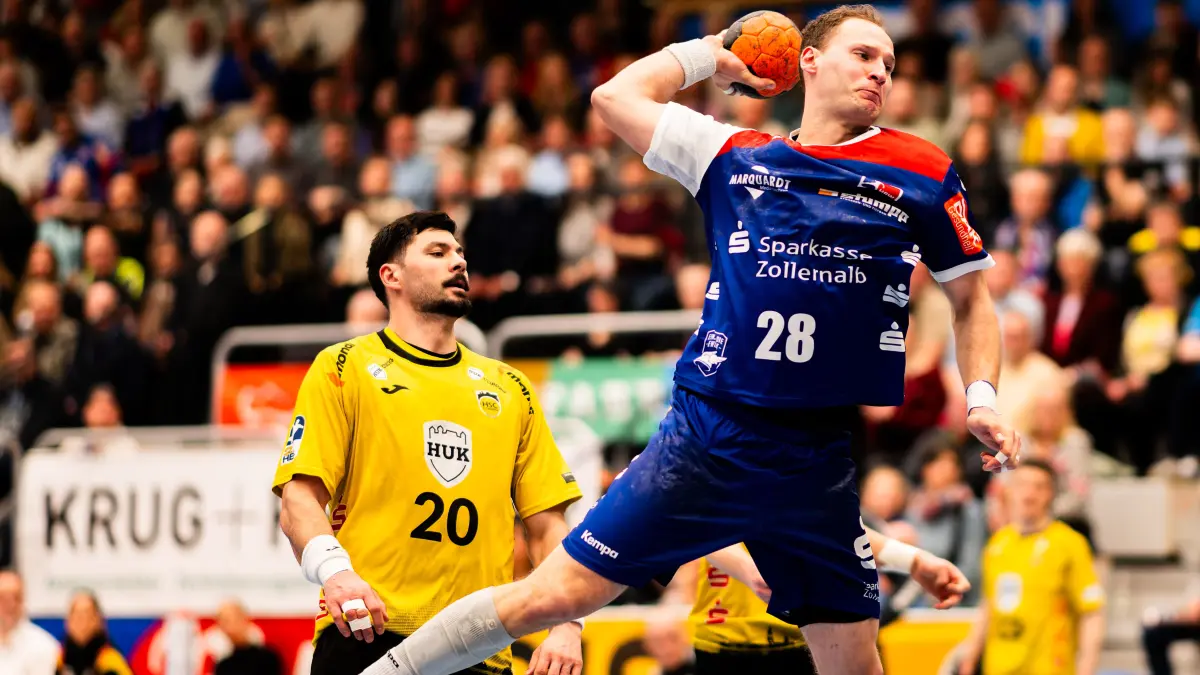 Tobias Heinzelmann (HBW Balingen Weilstetten, #28), beim Wurf
HBW Balingen Weilstetten vs. HSC 2000 Coburg, Handball, 2. Bundesliga, 22. Spieltag, Saison 2025/2026, 28.02.2026
Eibner-Pressefoto/Andreas Ulmer