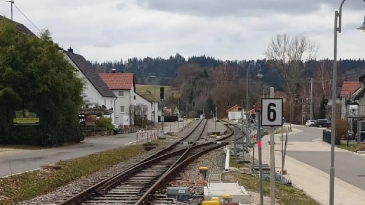 Jungingen Bahnübergang Erneuerung hier aktueller Zustand