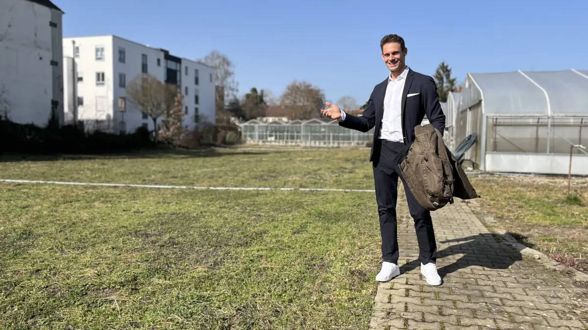 Diesen innenstadtnahen Acker hat sich Constantin Zieher gesichert. Die Planung für Wohnbebauung läuft.