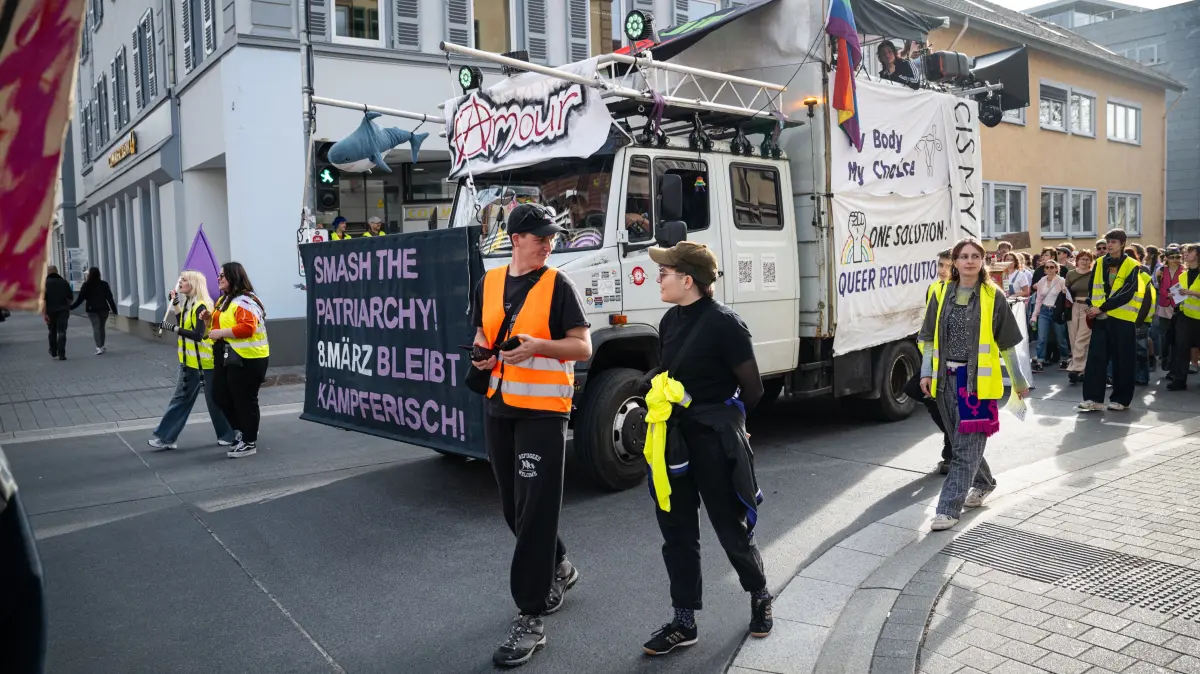 Demo Frauentag in Tübingen