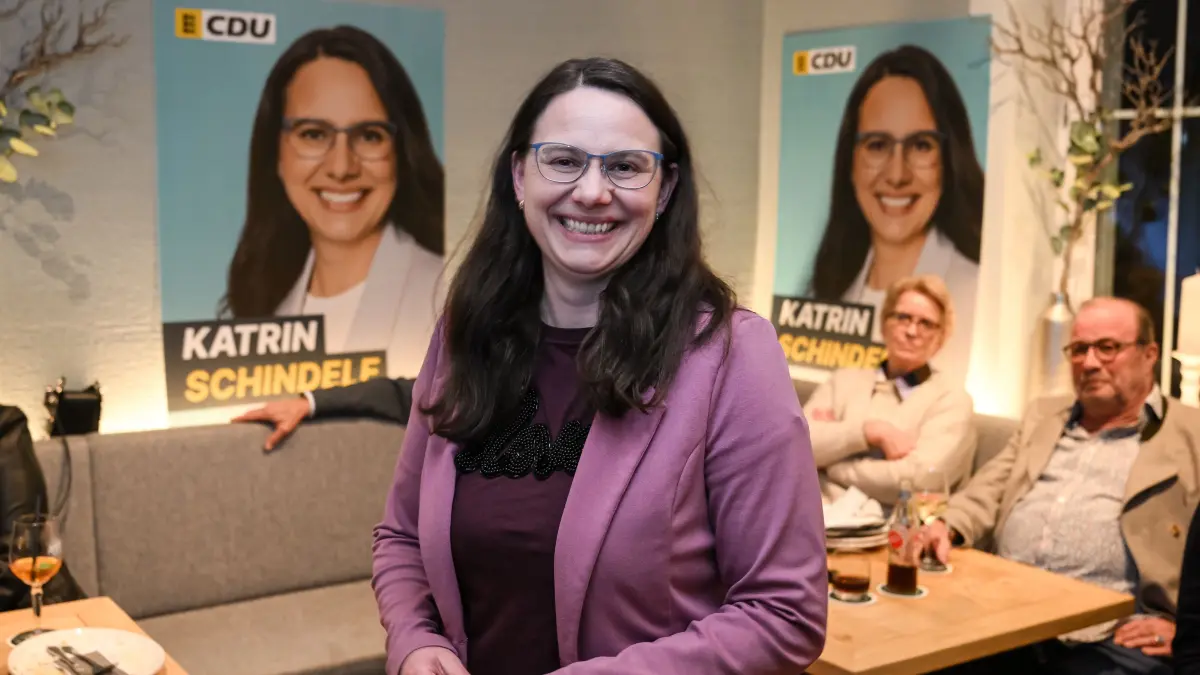 Wahlparty der CDU im Wahlkreis 45 Freudenstadt, Katrin Schindele : Freudenstadt 08.03.2026
Landtagswahl Baden - Wuerttemberg;
Wahlparty der CDU in der Gaststaette Marktwirtschaft, Direktkandidat im Wahlkreis 45 Freudenstadt, Katrin Schindele
FOTO: Pressefoto ULMER / Markus Ulmer
xxNOxMODELxRELEASExx