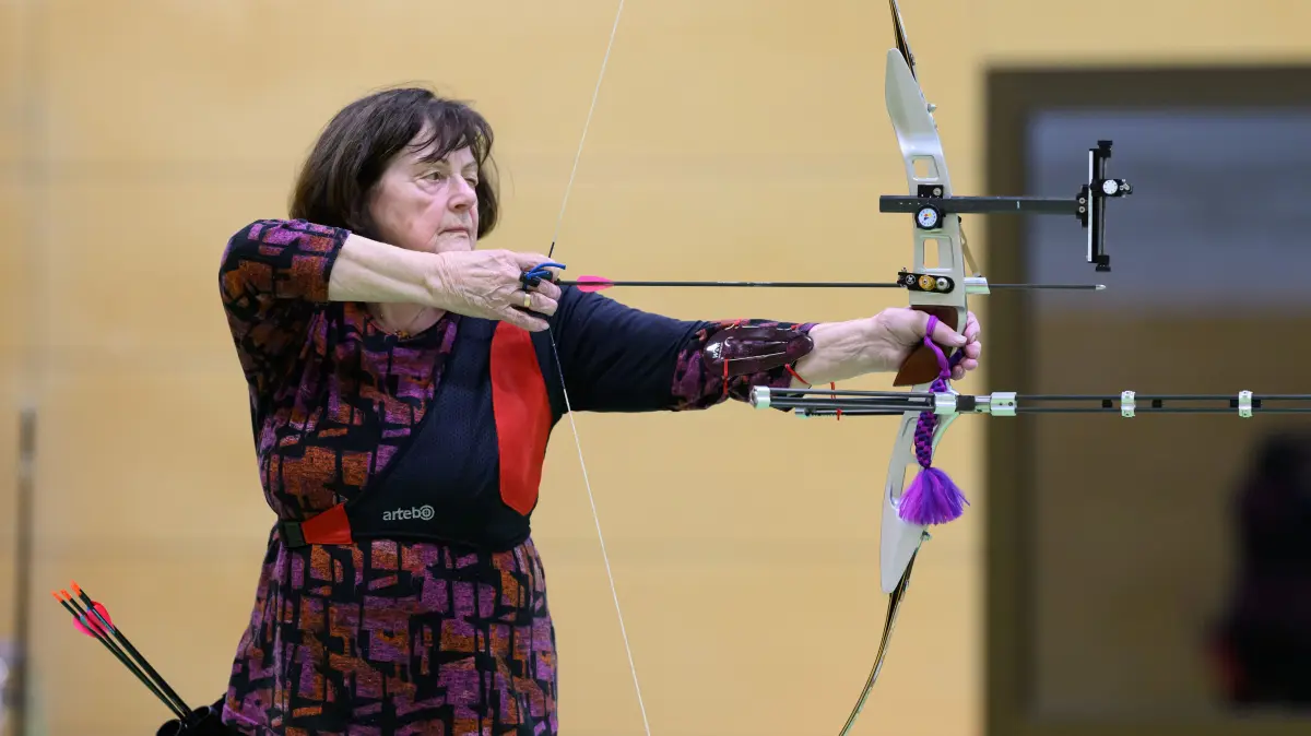 Bogenschießen Sportschützenverein Wendelsheim: Bogenschießen Sportschützenverein Wendelsheim, 06.03.2026 - Marie-Louise Cordois spannt den Bogen
Foto: Axel Grundler