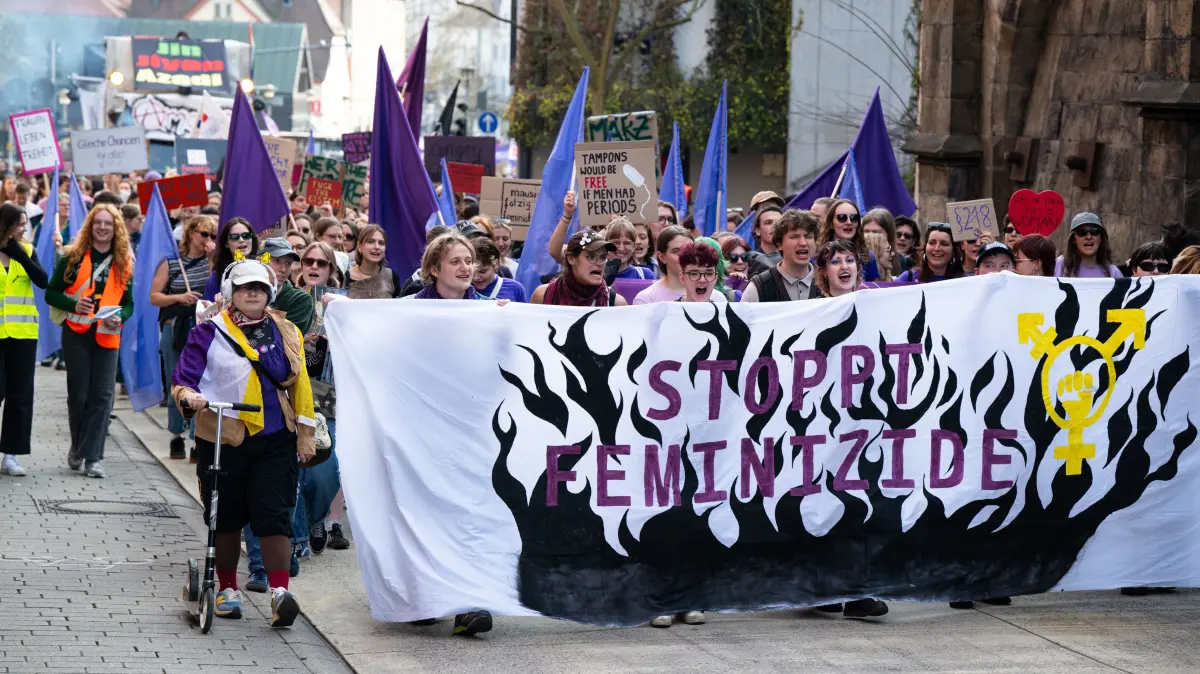 Demo Frauentag in Tübingen