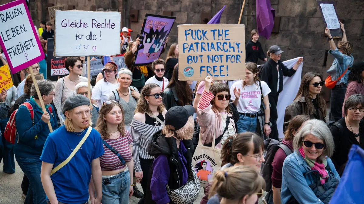 Demo Frauentag in Tübingen