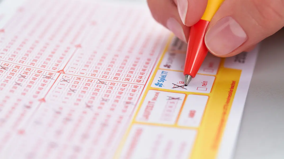 Im Lotto-Jackpot am Samstag, 07.03.2026, lagen 30 Millionen Euro.