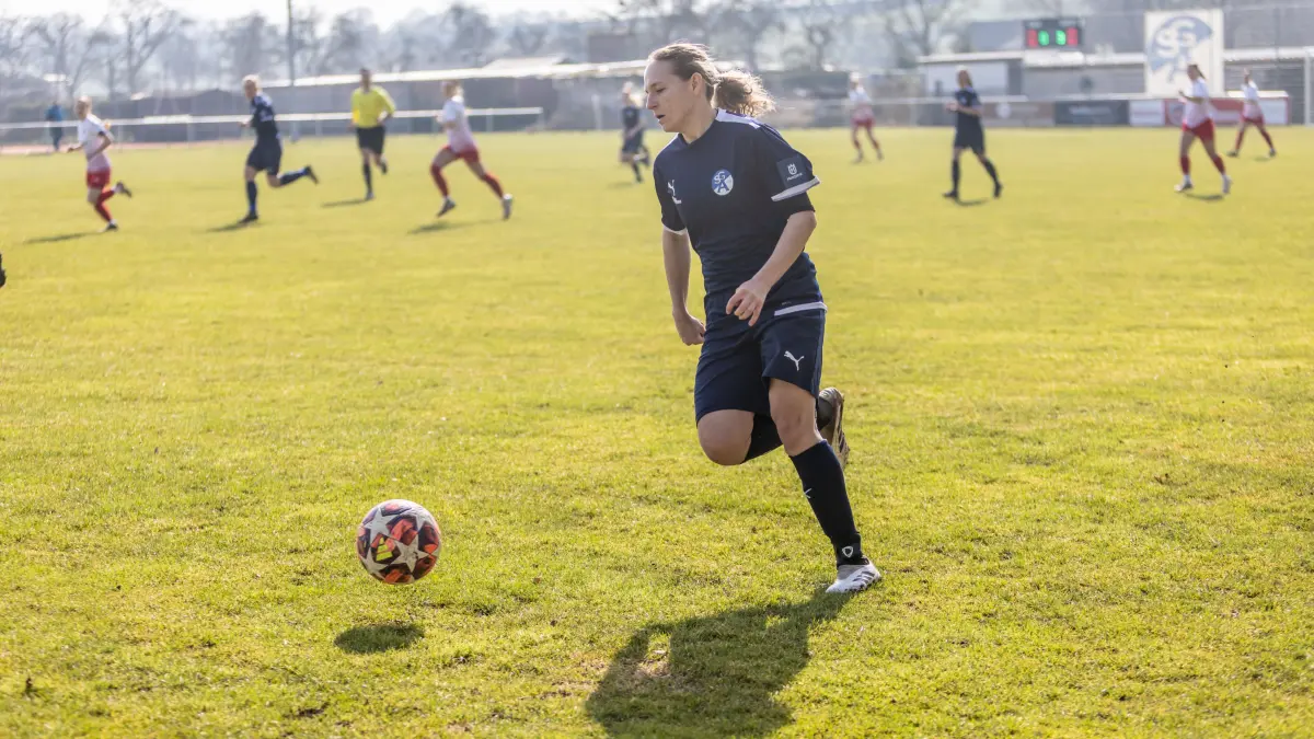 SG Altheim - SV Eutingen 2:6 Fußball Frauen Verbandsliga Chantal Fath