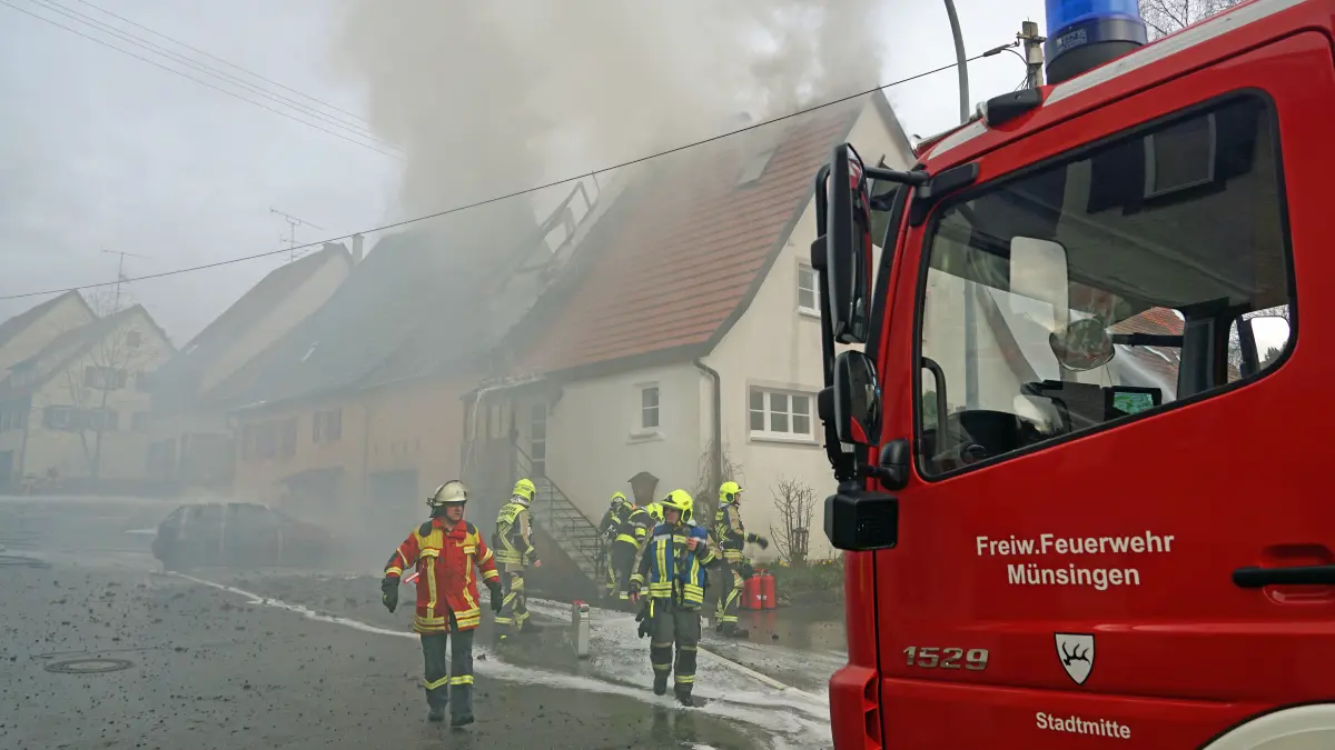 In den vergangenen vier Jahren musste die Gesamtfeuerwehr Münsingen 734 Mal ausrücken, auch zur Überlandhilfe, wie zum Beispiel im Frühjahr 2022 zum Dachstuhlbrand in Dapfen.