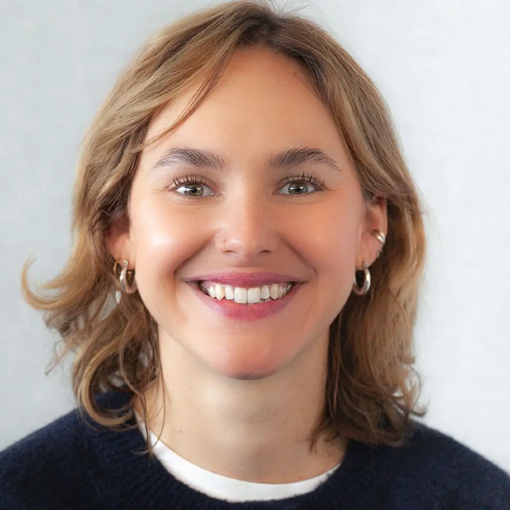 Bild des Autors bzw. der Autorin Sophie Holzäpfel