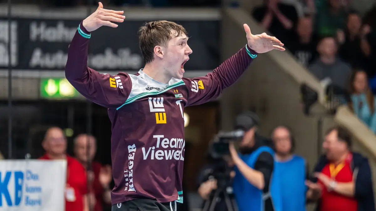 Frisch Auf Goeppingen vs. ThSV Eisenach, Handball, 1. Bundesliga, Herren, Spielzeit 2025/2026, 09.03.2026: Julian Buchele (Frisch Auf Goeppingen, #01) jubelt lautstark, Frisch Auf Goeppingen vs. ThSV Eisenach, Handball, 1. Bundesliga, Herren, Spielzeit 2025/2026, 09.03.2026,
Foto: Eibner-Pressefoto/Michael Schmidt