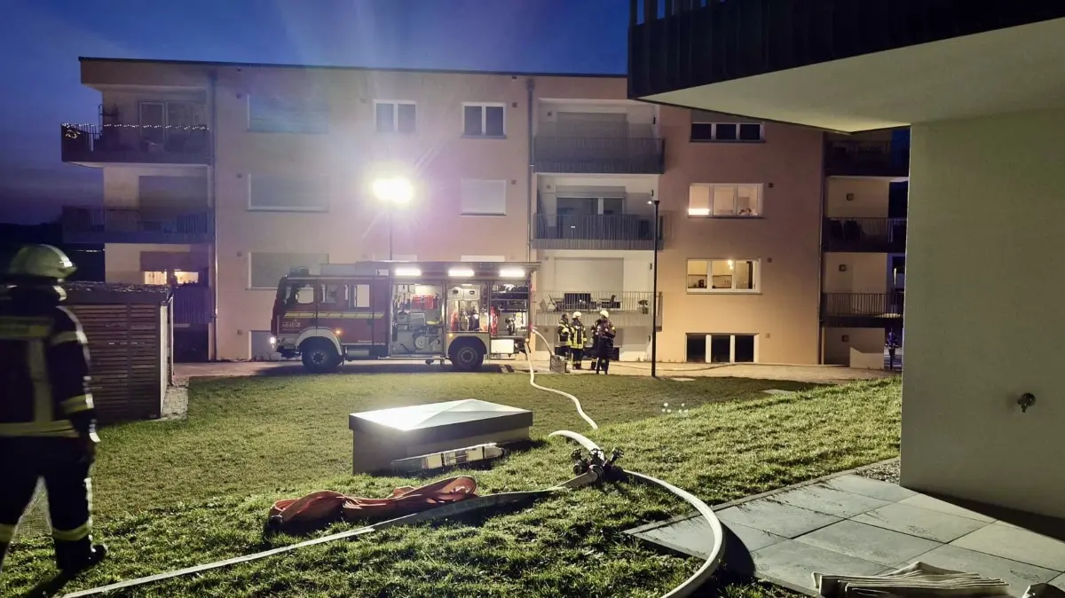 Die Feuerwehr konnte den Brand am Samstagabend schnell löschen.