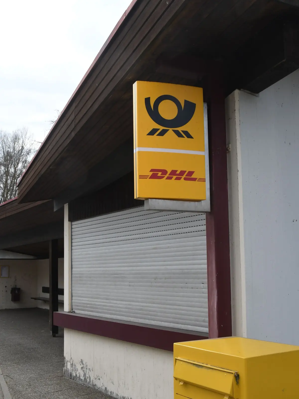 Seit Samstag ist der Rollladen der Postfiliale in der Marbacher Straße 2 in Gomadingen geschlossen.