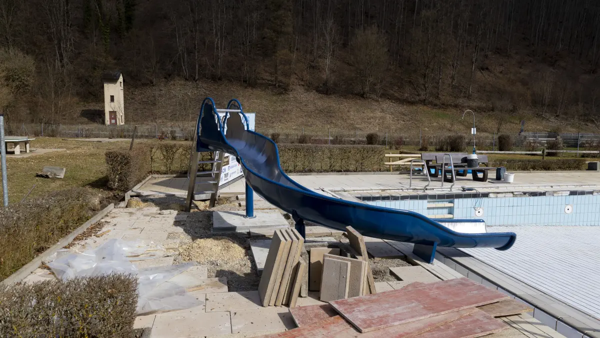 Wiesensteig - Freibad, Tälesbad, neue Rutsche