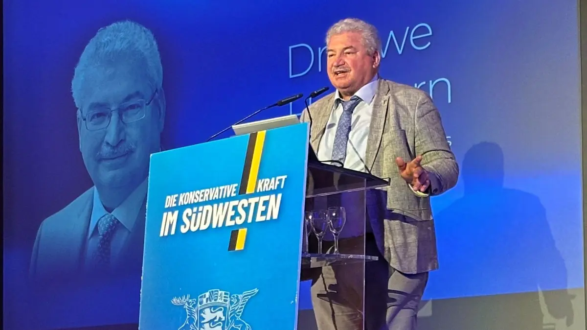 Uwe Hellstern