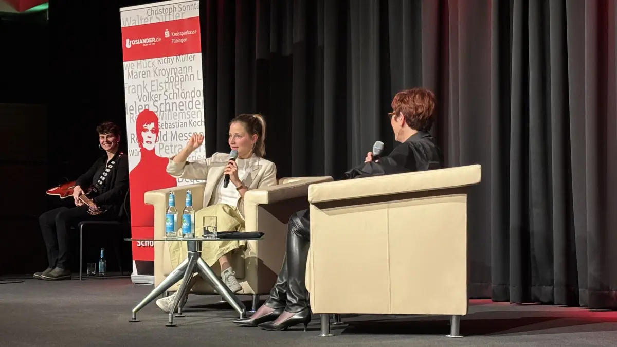 Giulia Enders bei "Schoog im Dialog" in Tübingen