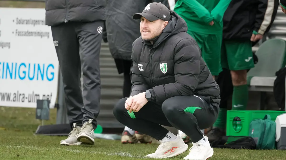FC Burlafingen gegen Türkgücü Ulm - Fußball - Bezirksliga