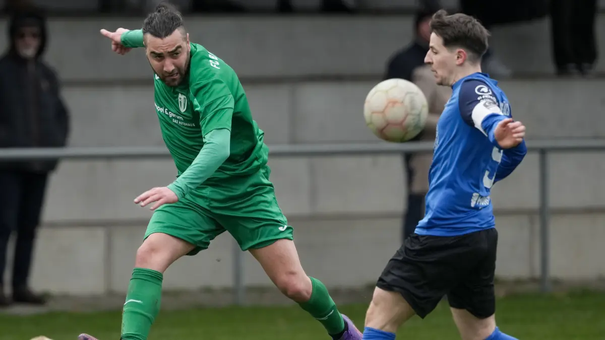 FC Burlafingen gegen Türkgücü Ulm - Fußball - Bezirksliga