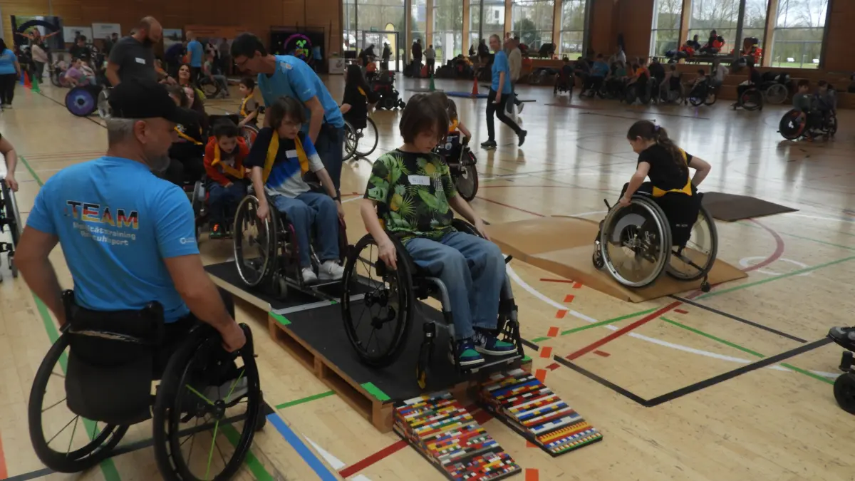 Wheelsoccer Empfingen Rollstuhlsport Hindernis