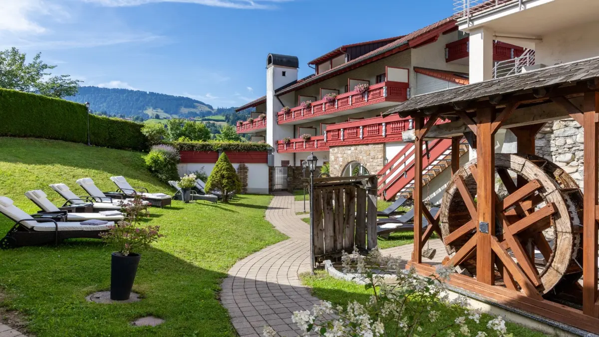 Das Königshof Hotel Resort in Oberstaufen: Wo alpiner Lifestyle auf grenzenlose Freiheit trifft