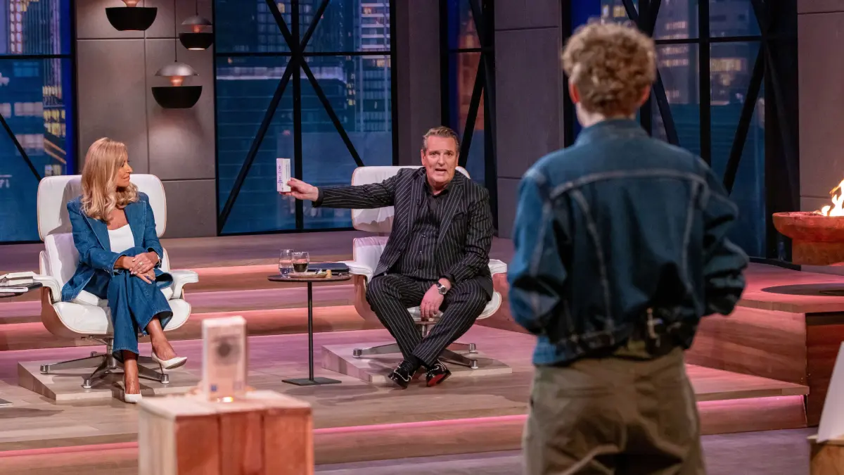 Die "Löwen" Dagmar Wöhrl und Ralf Dümmel nehmen Rootery Coffee genau unter die Lupe.