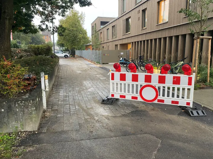 Einbahnstraße für Elterntaxis: Jetzt wird sie in der Ehinger Hehlestraße gebaut