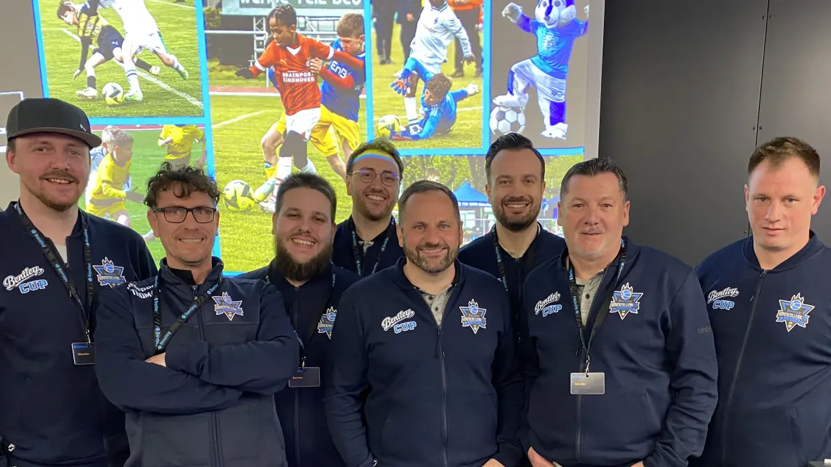 Das Organisationsteam des Bentley Cups (von links): Kevin Weber, Thomas Pleli, Patrick Silber, Daniele Raddi, Nicklas Becker, Tobias Krüger, Armin Killmaier, Steffen Kraus. Es fehlt: Katarina Paunovic.