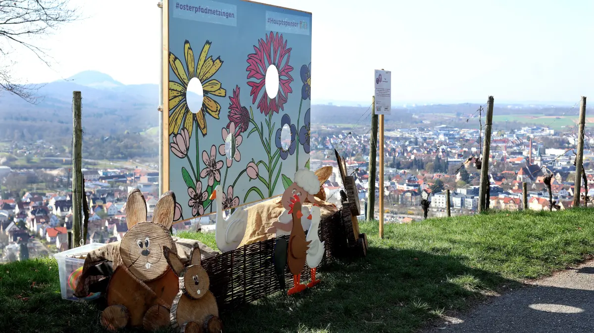 Eine Fotowand mit Blick auf Metzingen und die Region garantiert dafür, dass Besucher sich auch noch in vielen Jahren an den Osterpfad erinnern können.