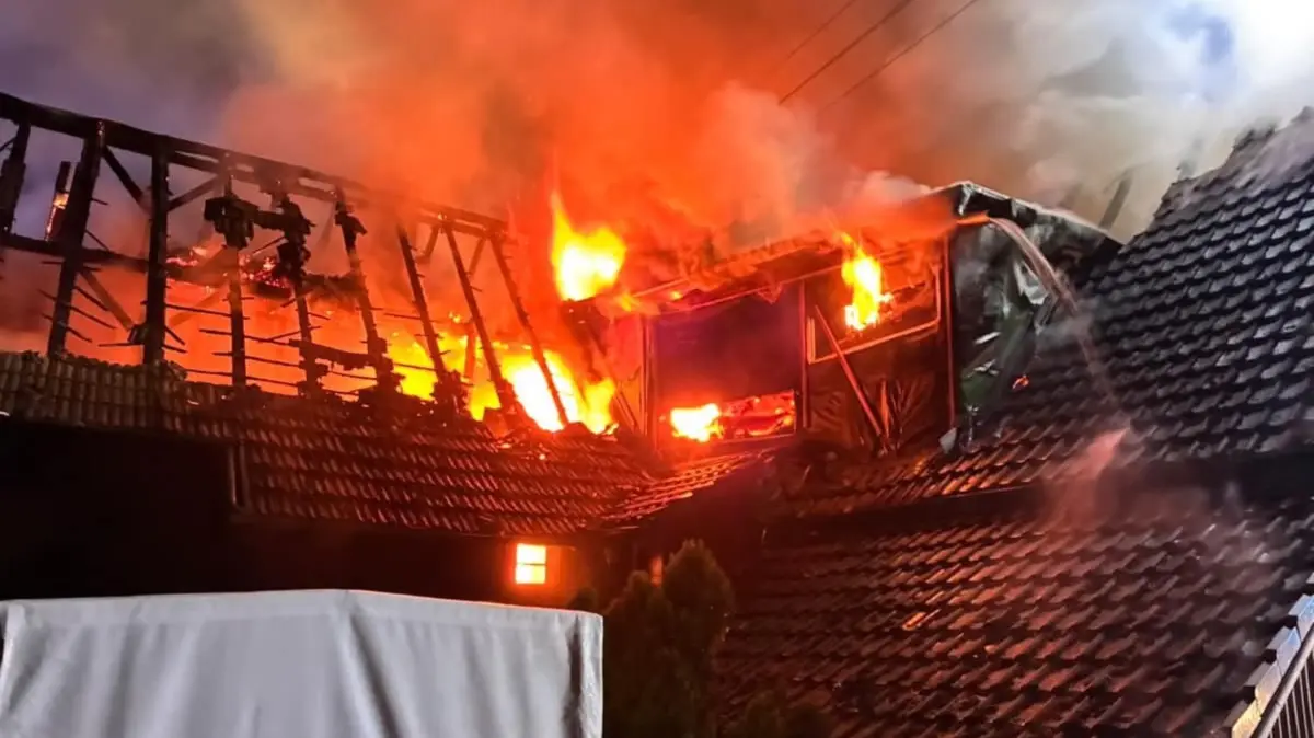Brand In Dornhan Weiden Bewohner Schaffen Es Ins Freie brand-in-dornhan-weiden-bewohner-schaffen-es-ins-freie