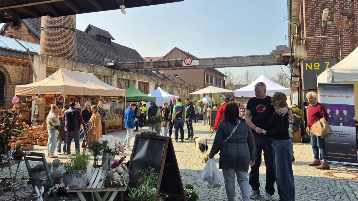 „Lebens-Art“ – die Messe für Garten, Wohnen und Lifestyle feierte am Wochenende in Metzingen Premiere. Während die Besucherzahlen am Samstag eher mau waren, fanden Freitag und Sonntag viele Gäste den Weg ins Motorworld Village.