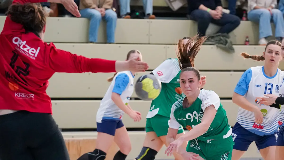 Frisch Auf Göppingen 2 - Sport-Union Neckarsulm 2
Sophia Mohr (99) mit 10 Treffern erfolgreichste Werferin des Spiels.